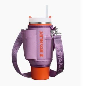 🆕 Stanley The All Day 30 Oz Quencher Carry-All